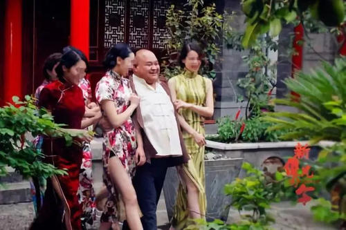 高中毕业证书外壳图片